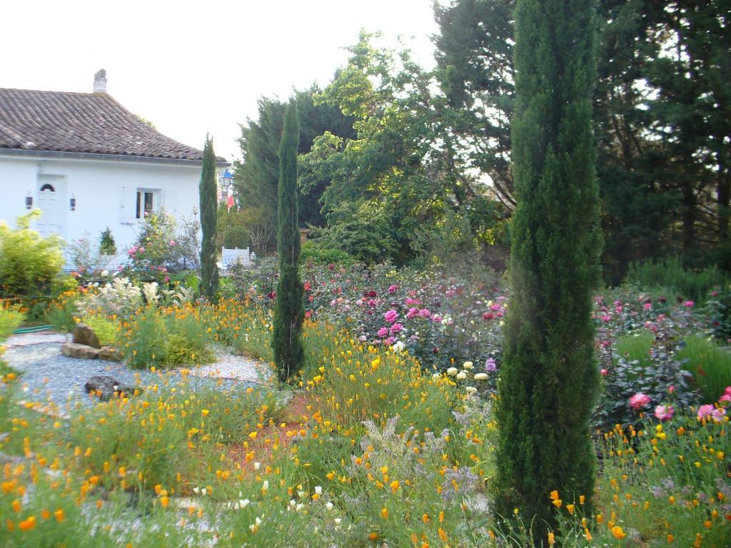 Chambre D'Hotes Dyrslot Bed & Breakfast Saint-Denis-de-Pile Exterior foto